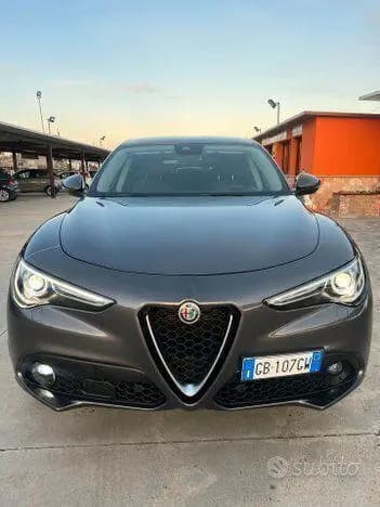 Main__Slider__Photo:Alfa Romeo Stelvio 2.2 190 CV AT8 Q4 Super 2 ANN 09/2020-0