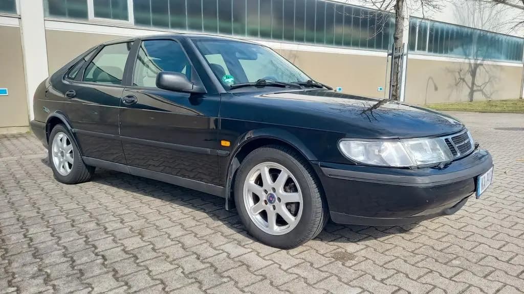 Main__Slider__Photo:Saab 900 II 12/1997-0