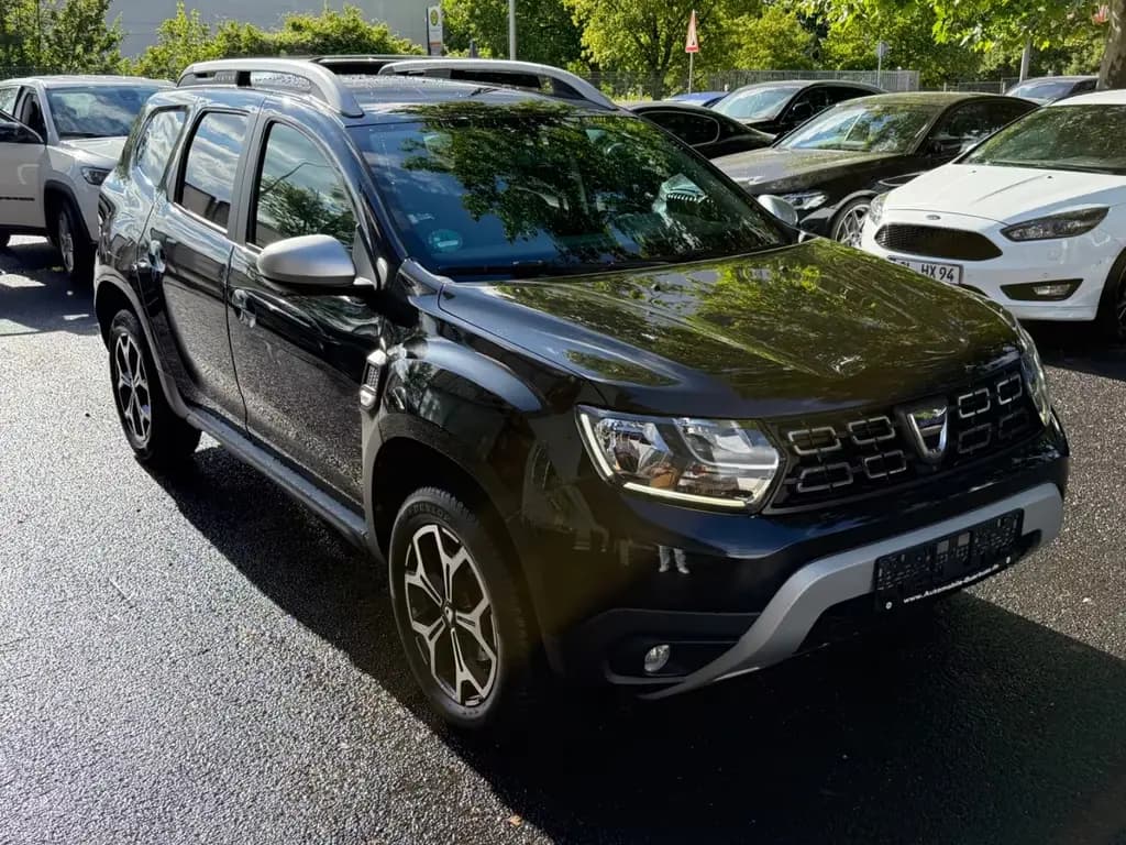 Main__Slider__Photo:Dacia Duster II Adventure~1.HAND~360~NAVI~LEDER 05/2019-0