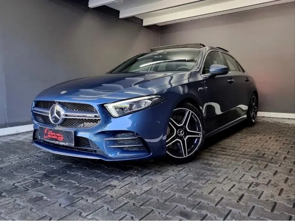 Main__Slider__Photo:Mercedes-Benz A 35 AMG Mercedes-AMG A 35 4MATIC DCT Merced... 03/2021-1