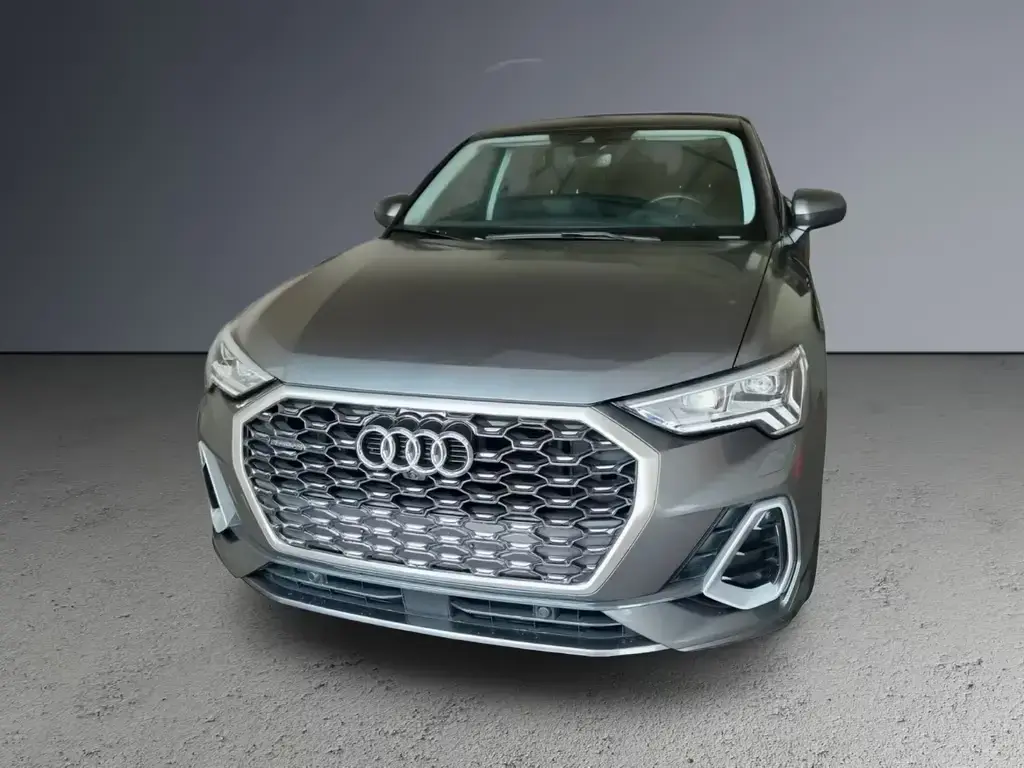 Main__Slider__Photo:Audi Q3 Sportback 45 TFSI quattro S line 09/2020-1