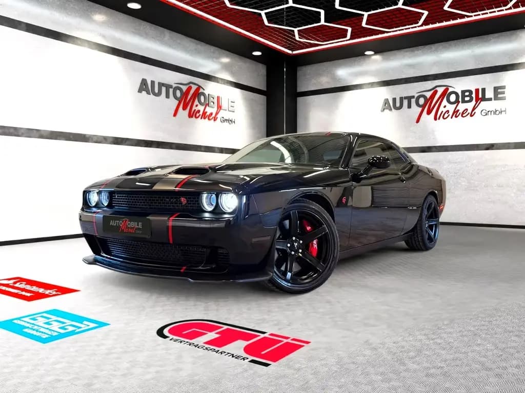 Main__Slider__Photo:Dodge Challenger 6.2 SRT Hellcat / Keyless / SHZ / SBL 07/2022-0