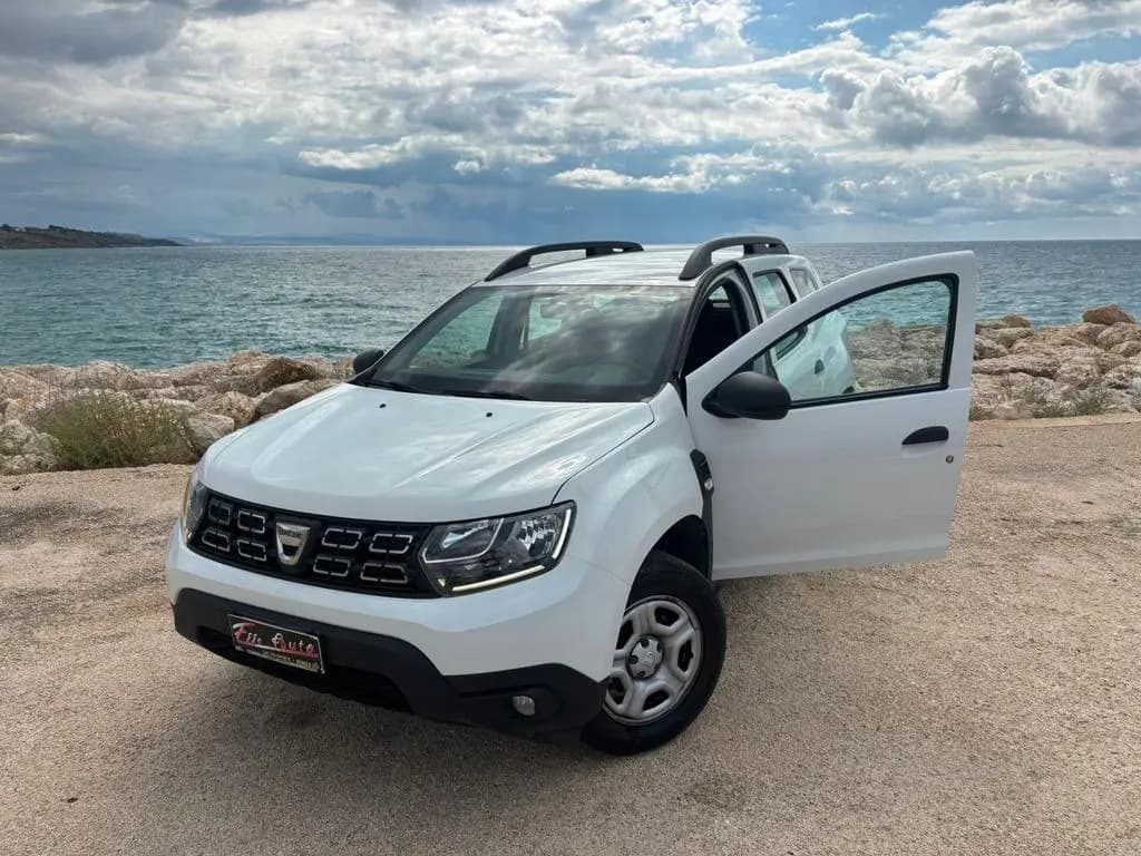 Main__Slider__Photo:Dacia Duster 1.5 dCi 115cv 4x4 10/2020-0