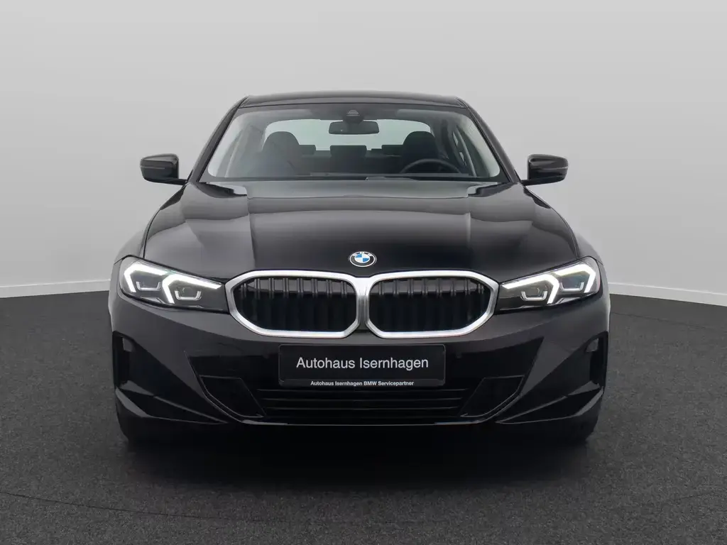 Main__Slider__Photo:BMW 3 Series i DigitalKey DAB Komfort HiFi Leder 18Zoll 11/2022-1