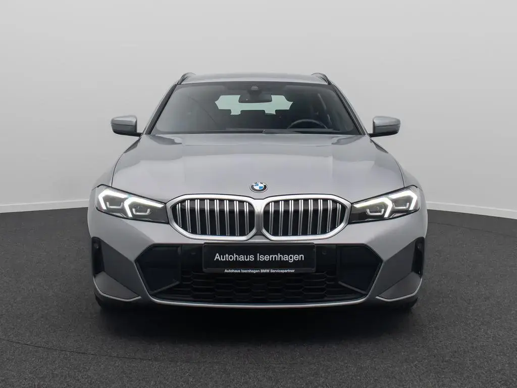 Main__Slider__Photo:BMW 3 Series d xD M Sport Komfort DAB Cockpit+ Geschwindig 02/2023-1