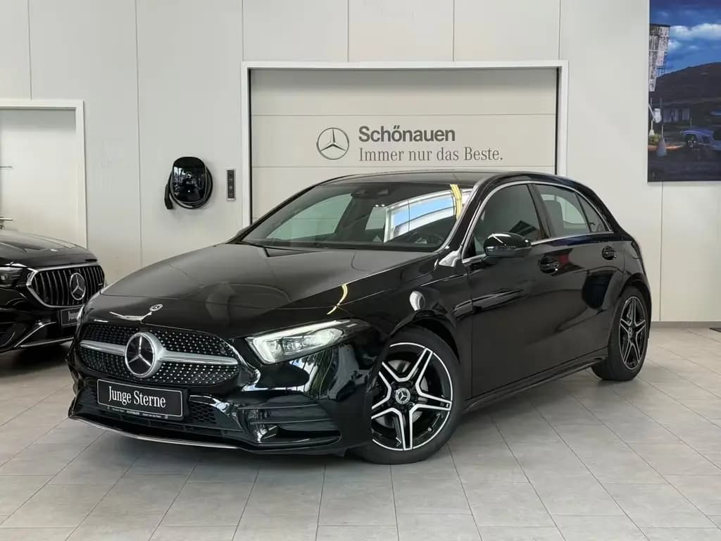 Main__Slider__Photo:Mercedes-Benz A 220 d AMG DISTR+HUD+MBEAM+360°+KEYLESS+18"+FAP 10/2020-0