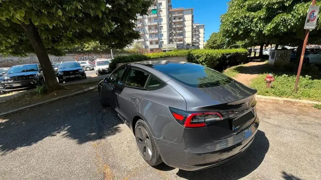 Main__Slider__Photo:Tesla Model 3 RWD 05/2021-1