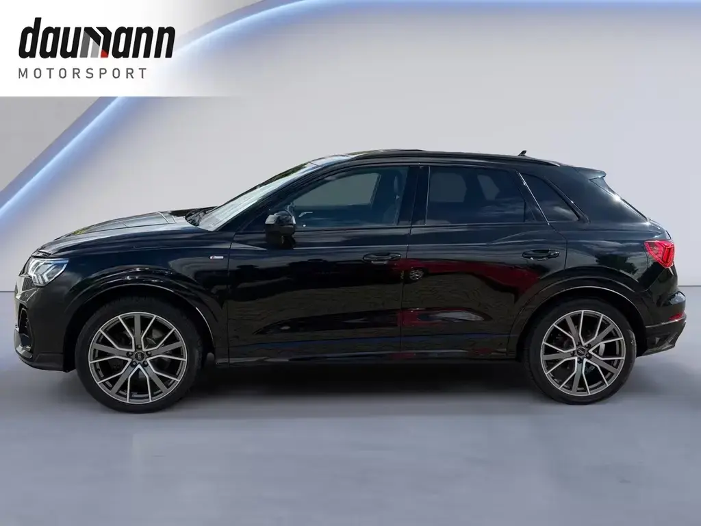 Main__Slider__Photo:Audi Q3 40 TDI quattro S line*Matrix*Virtual*RFK*Pano 07/2019-1