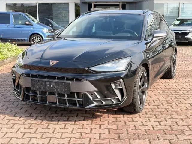 Main__Slider__Photo:Cupra Leon ST 1.5 eTSI Navi Kamera Voll-LED ACC Winter 11/2024-0