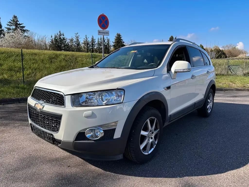 Main__Slider__Photo:Chevrolet Captiva 3.0 V6 LTZ 4WD AUTOMATIK 7 Sitzer 11/2011-0
