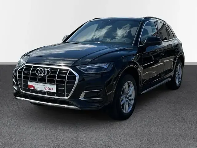 Main__Slider__Photo:Audi Q5 advanced 40 TDI quattro S tronic 02/2022-1