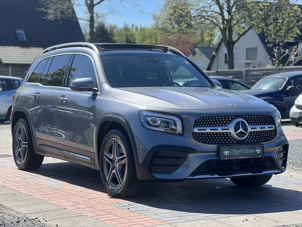 Main__Slider__Photo:Mercedes-Benz GLB 250 AMG*4Matic*MBGarantie*360°*Distro*Pano* 11/2020-0