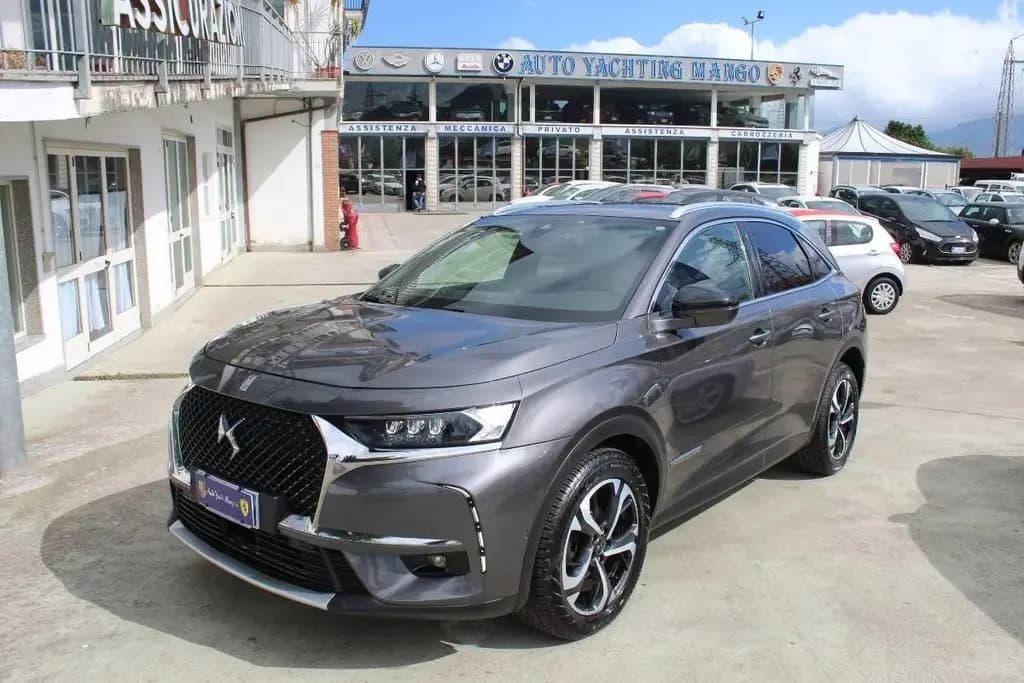 Main__Slider__Photo:DS Automobiles DS7 (Crossback) DS - DS 7 Crossback - BHDi 130 Perform.L+ 06/2018-0