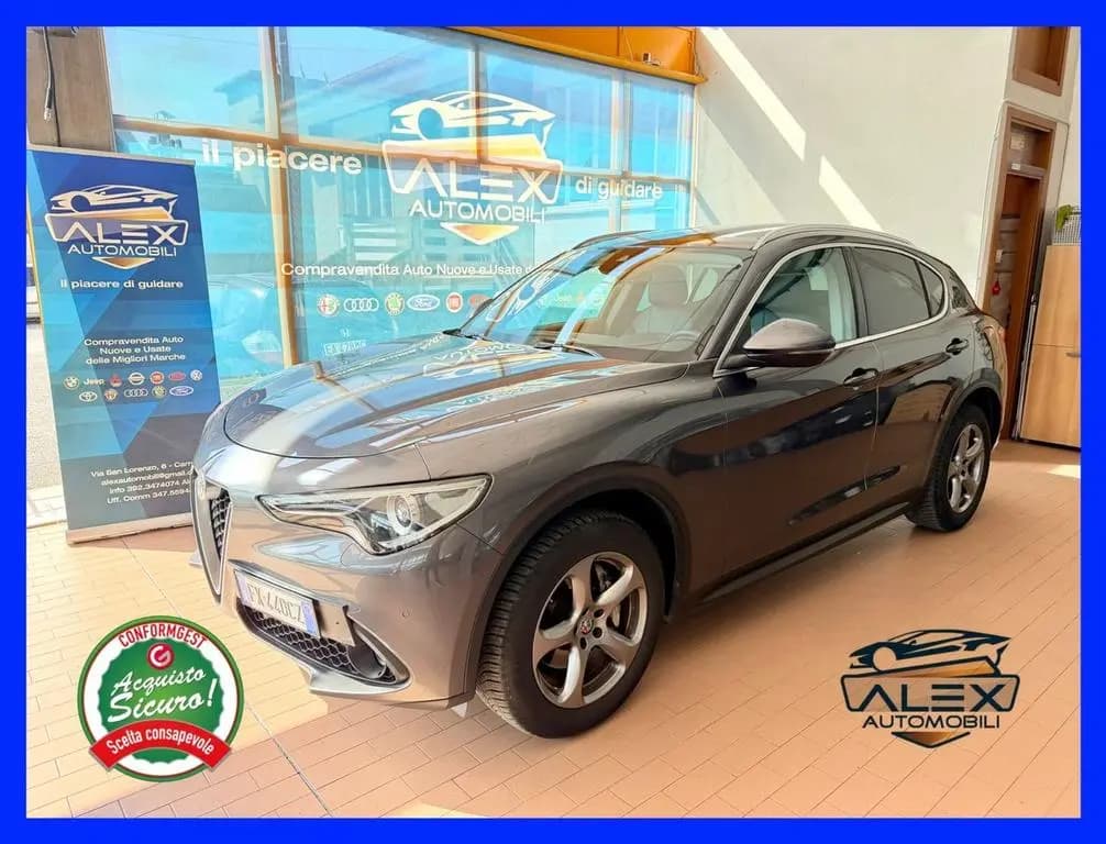 Main__Slider__Photo:Alfa Romeo Stelvio 2.2 Td 210 CV Q4 E6 07/2018-0