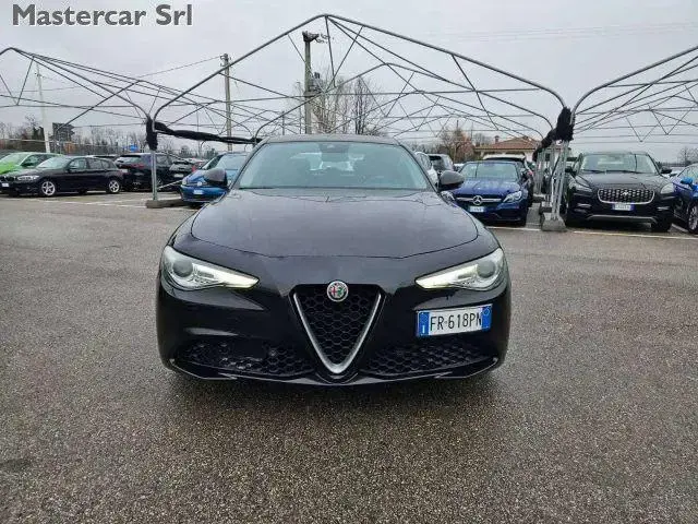 Main__Slider__Photo:Alfa Romeo Giulia ALFA ROMEO Giulia Giulia 2.2 t Super Q4 180cv aw 06/2018-1