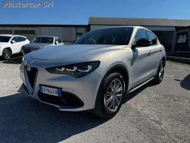 Main__Slider__Photo:Alfa Romeo Stelvio ALFA ROMEO Stelvio 2.2 t Super Q4 210cv auto TG: 05/2023-1