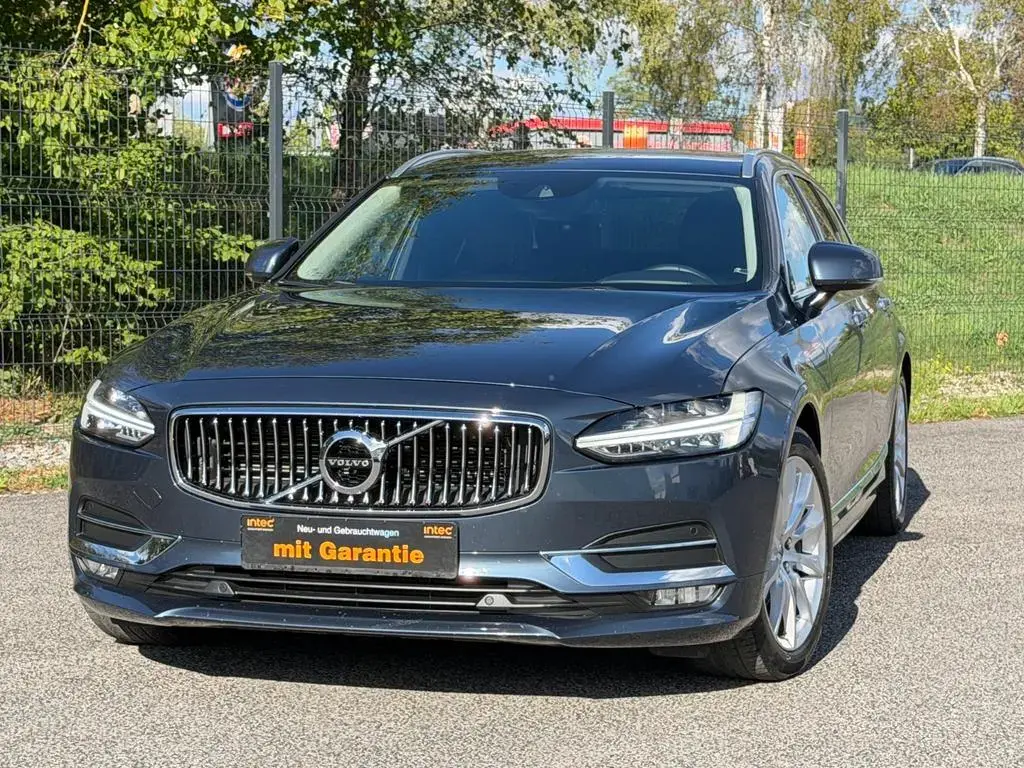 Main__Slider__Photo:Volvo V90 Kombi Inscription AWD/ Leder 07/2018-1