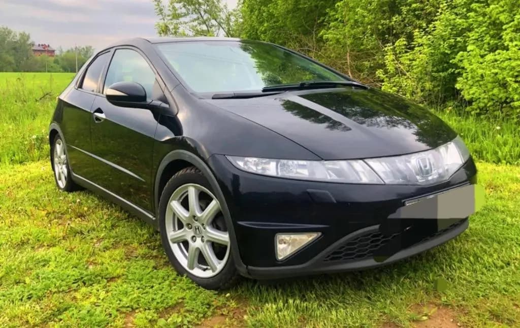 Main__Slider__Photo:Honda Civic 1.8 i-VTEC Comfort 40 Jahre Edition Co... 06/2013-0
