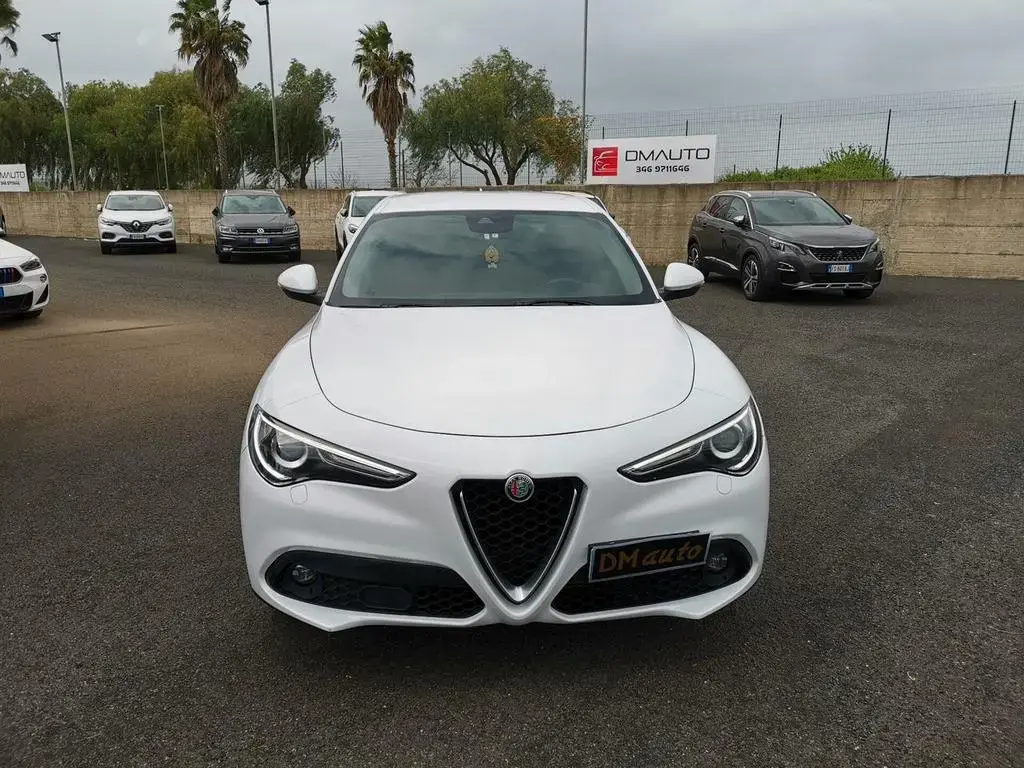 Main__Slider__Photo:Alfa Romeo Stelvio 2.2 Turbodiesel 210 CV AT8 Q4 03/2018-1