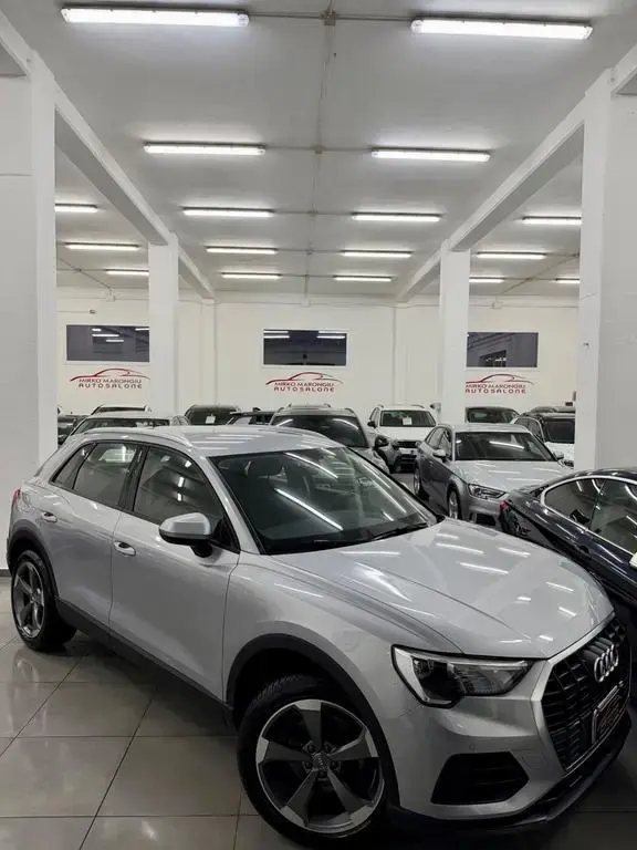 Main__Slider__Photo:Audi Q3 35 TDI S tronic Advanced FINANZIABILE 12/2021-1