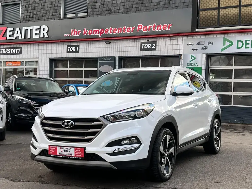 Main__Slider__Photo:Hyundai TUCSON blue Trend 2WD*TÜV*INS* 08/2016-1
