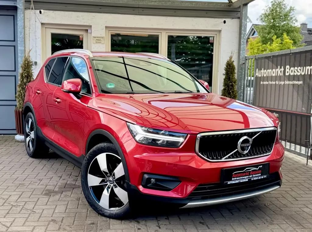 Main__Slider__Photo:Volvo XC40 XC 40 D4 Momentum AWD *360K*LED*HARMAN*NAVI*SHZ* 01/2019-0