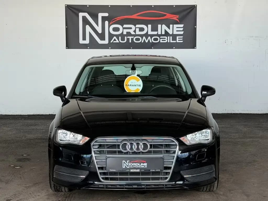 Main__Slider__Photo:Audi A3 Sportback**Attraction**erst 91Tkm**Garantie** 05/2015-0
