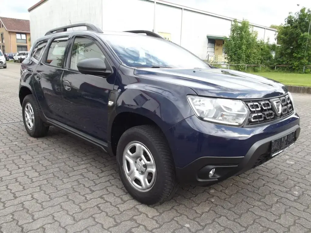 Main__Slider__Photo:Dacia Duster II Essential KLIMA AHK 04/2018-1