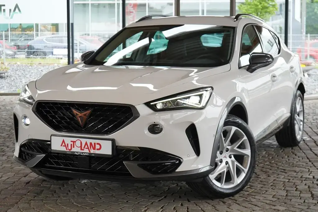 Main__Slider__Photo:Cupra Formentor 1.5 TSI LED Android Apple Kamera ACC 10/2022-1