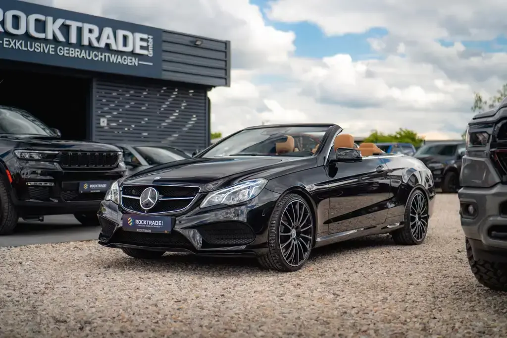 Main__Slider__Photo:Mercedes-Benz E 500 V8 CGI AMG Night-Paket*FullOption*ACC*360* 04/2015-1