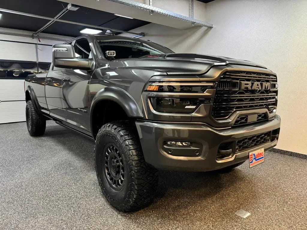Main__Slider__Photo:Dodge RAM 3500 LARAMIE AEV OFF ROAD 6.4L-V8 37"-LONG 03/2026-0