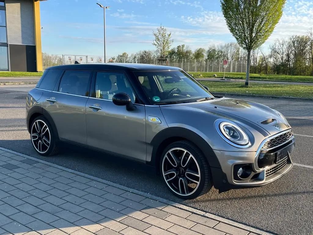 Main__Slider__Photo:MINI Cooper S Clubman Automatik 08/2016-0