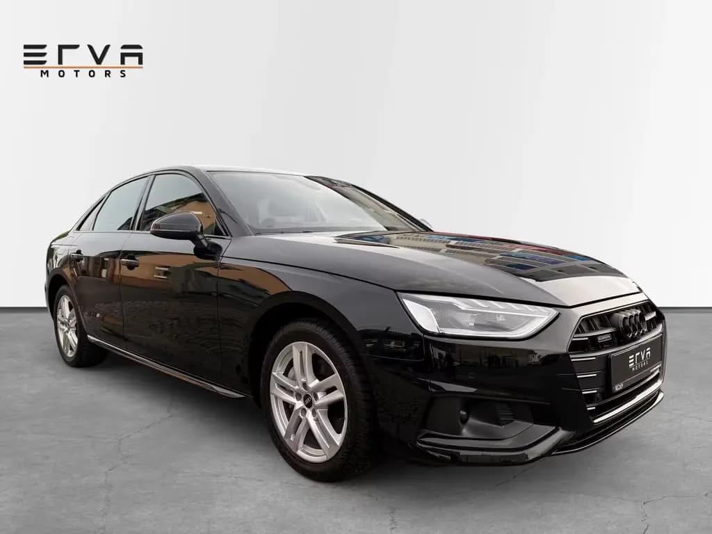 Main__Slider__Photo:Audi A4 Lim. 40 TDI quattro | advanced 01/2022-0