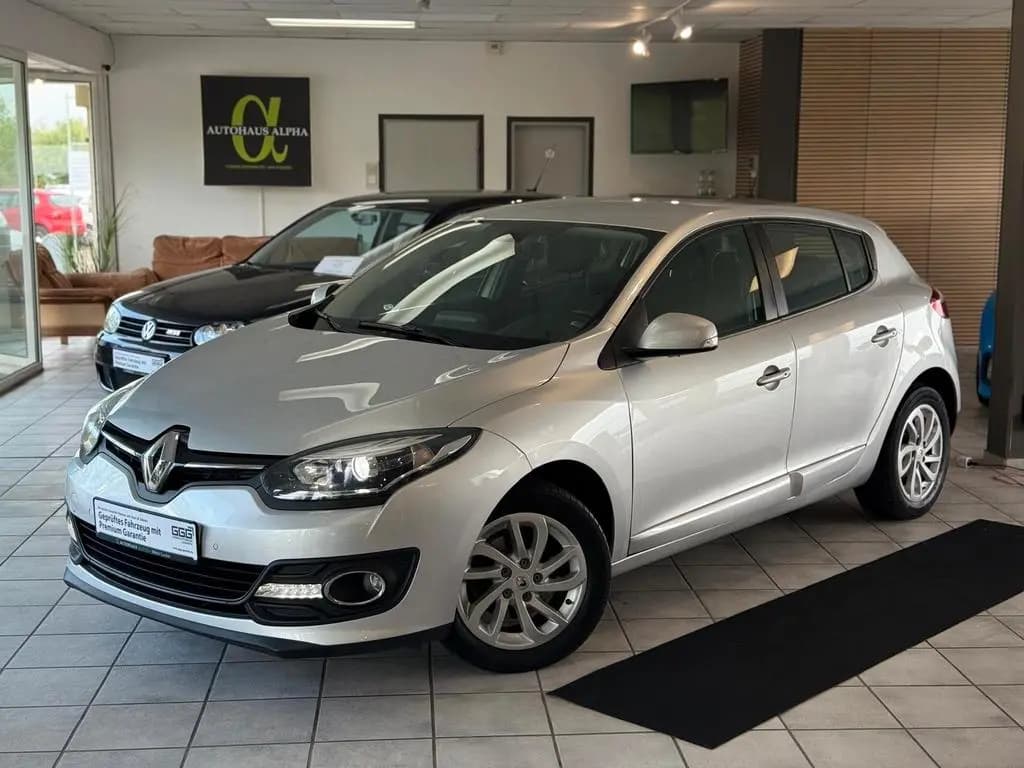 Main__Slider__Photo:Renault Megane III Paris *NAVI*AHK*LED* 08/2014-0