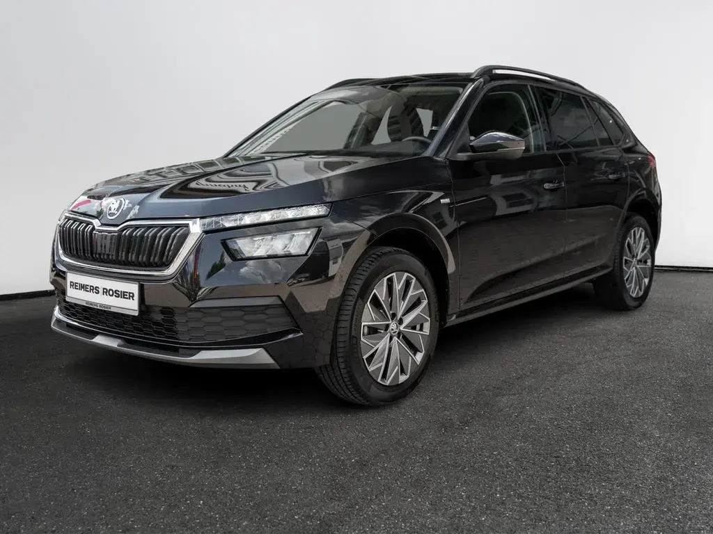 Main__Slider__Photo:Skoda Kamiq 1.0 TSI Kam. DynLicht KlimaA LM PDC 04/2022-1