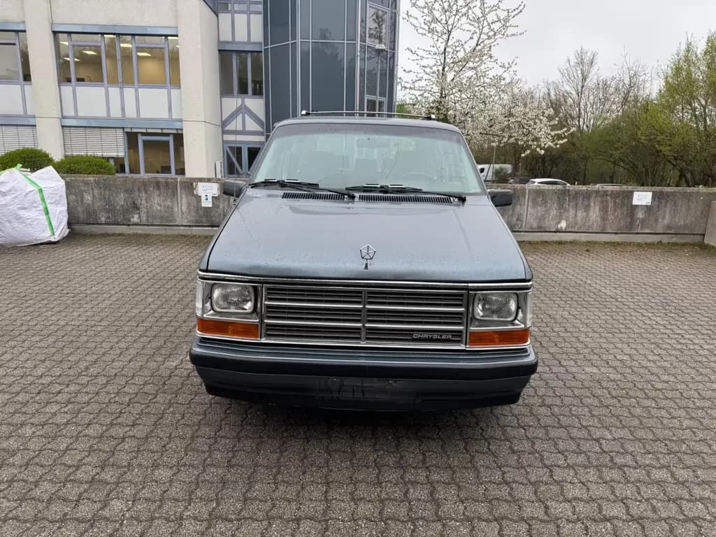 Main__Slider__Photo:Chrysler Voyager 3.0 SE V6 Automatik/Klima 01/1989-0