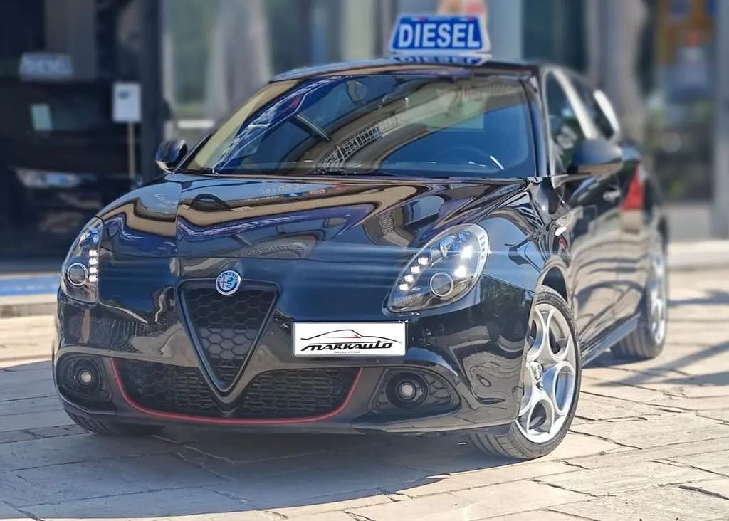 Main__Slider__Photo:Alfa Romeo Giulietta ALFA ROMEO GIULIETTA 1.6 JTDM 120 CV SPORT CARBO 08/2020-0