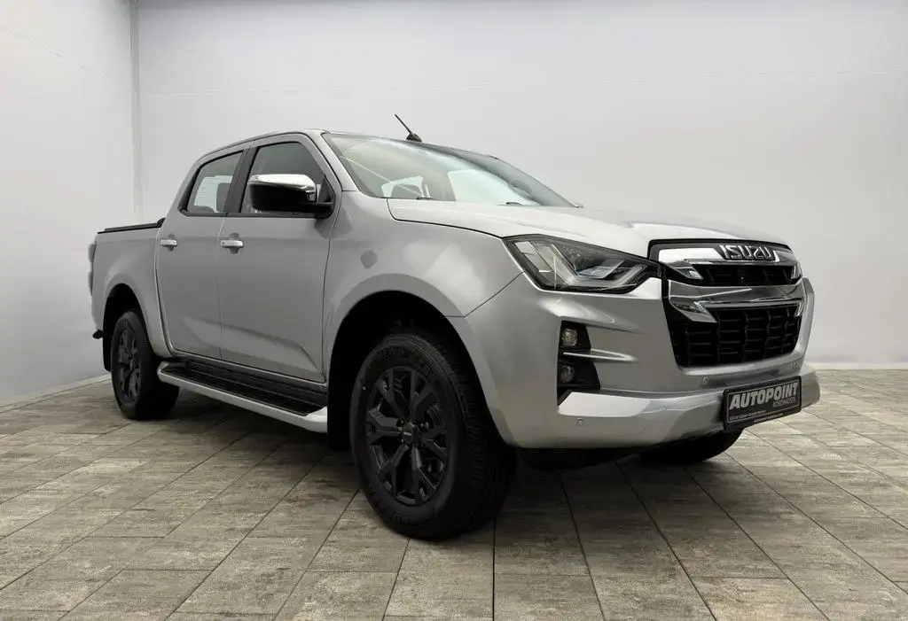 Main__Slider__Photo:Isuzu D-Max 4x4 °Rollo°AHK°SHZ°PDC°RFK°Garantie° 05/2022-1