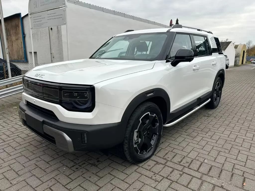 Main__Slider__Photo:BAIC BJ30 4WD HEV AUTOM/PANO/LED/360°/KA null-0