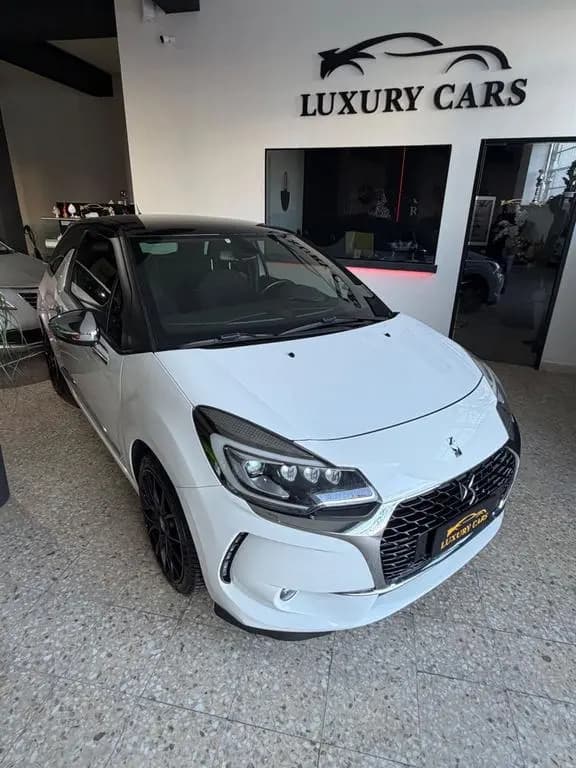 Main__Slider__Photo:DS Automobiles DS3 Ds DS3 3 BlueHDi 120 Performance Line 2016 12/2016-0
