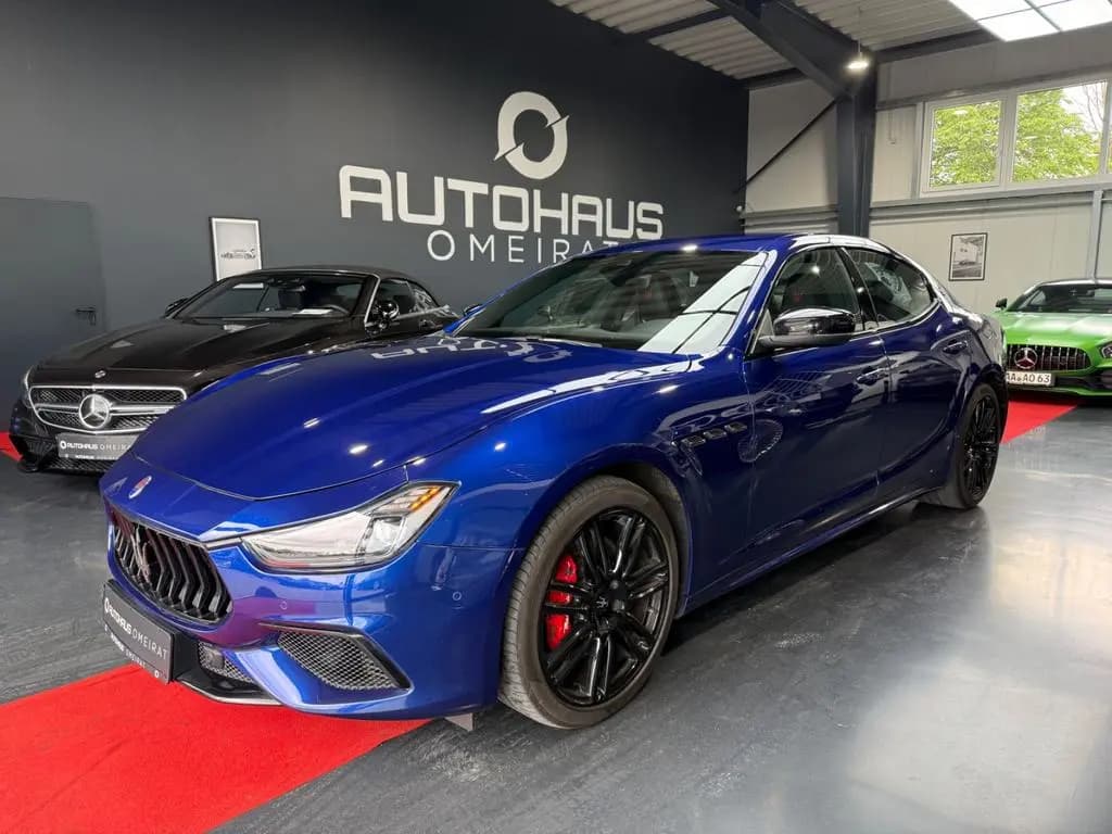 Main__Slider__Photo:Maserati Ghibli S Q4 Bowers&Wilkins/Sitzbelüft./TOP 03/2020-0