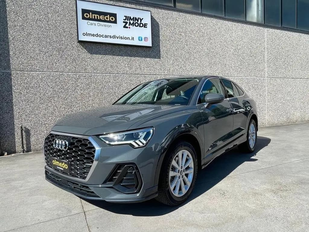 Main__Slider__Photo:Audi Q3 SPB 35 TDI S tronic Business Plus 03/2022-0
