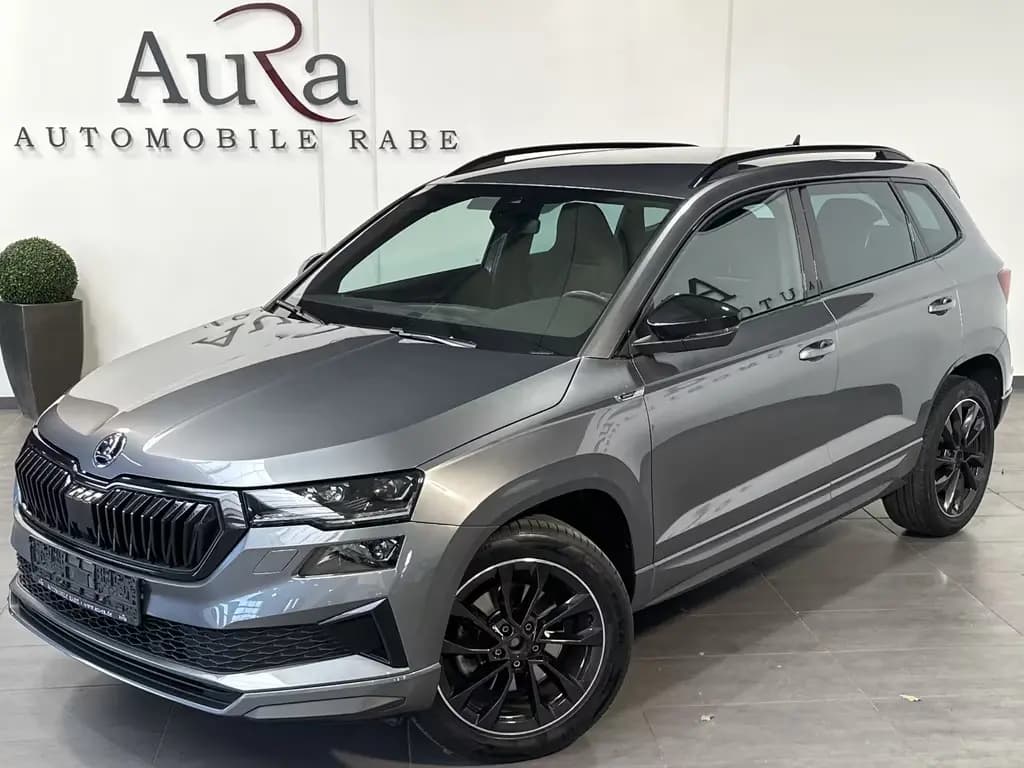 Main__Slider__Photo:Skoda Karoq 1.5 TSI DSG Sportline NAV+LED+AHK+VCOCK+PP 09/2022-0