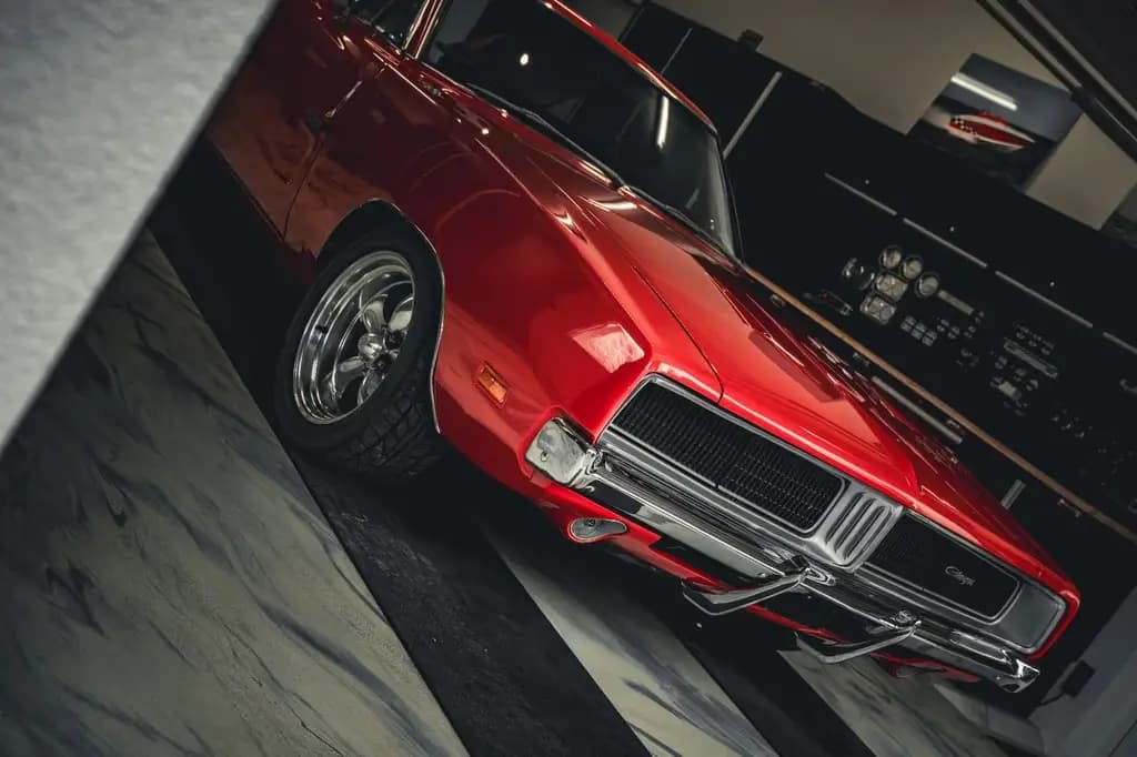 Main__Slider__Photo:Dodge Charger R/T 69 Fachmagazin Restaurierung 04/1969-0