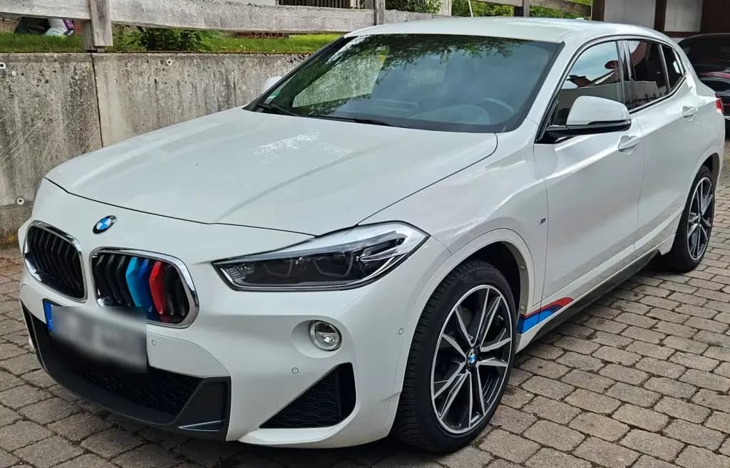 Main__Slider__Photo:BMW X2 xDrive20d M Sport HuD, AHK, RFK, LED 05/2019-0