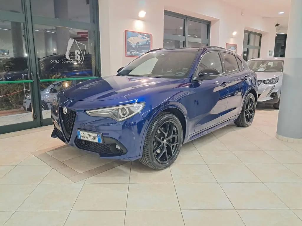 Main__Slider__Photo:Alfa Romeo Stelvio 2.2 Turbodiesel 210 CV AT8 Q4 07/2021-0