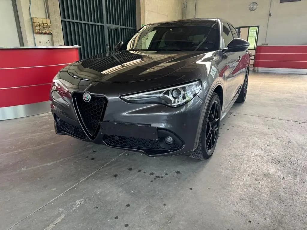 Main__Slider__Photo:Alfa Romeo Stelvio Alfa Stelvio 2.2 Diesel 210 CV Q4 Veloce Iva Esp 12/2021-0