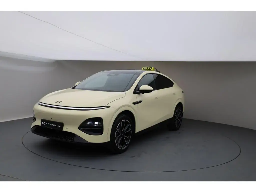 Main__Slider__Photo:XPENG G6 RWD Long Range TAXI Dachzeichen Massage Pano null-1