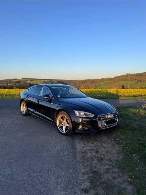 Main__Slider__Photo:Audi A5 40 TFSI S tronic Sportback - 10/2019-0