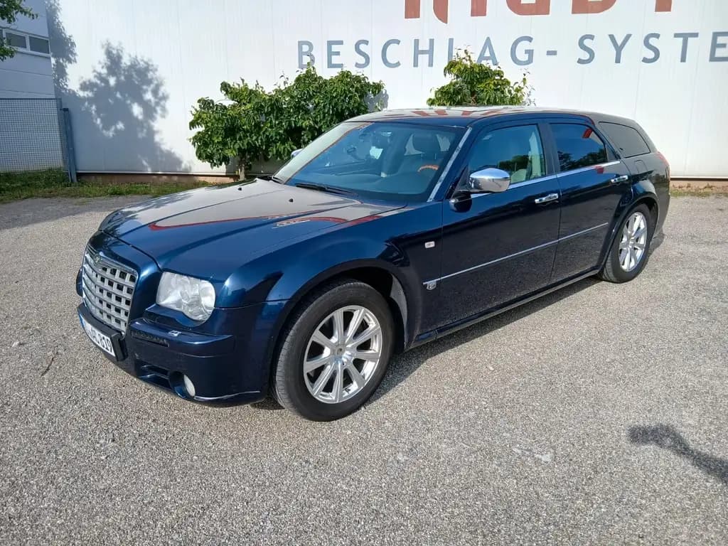 Main__Slider__Photo:Chrysler 300C 05/2005-0